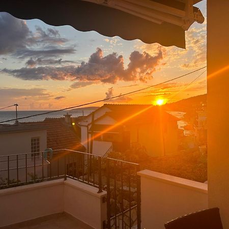 Beach House Buinac Brist Luaran gambar